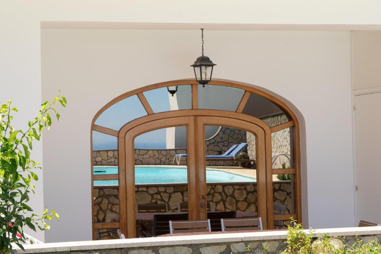 Olga'S Relais Aparthotel มัสซาลูเบรนเซ ภายนอก รูปภาพ