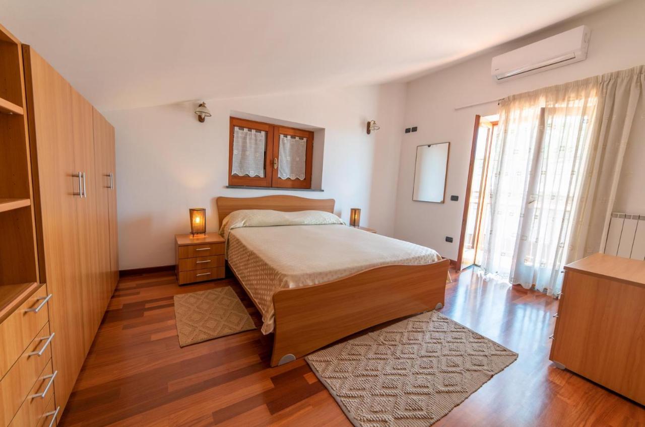 Olga'S Relais Aparthotel มัสซาลูเบรนเซ ภายนอก รูปภาพ