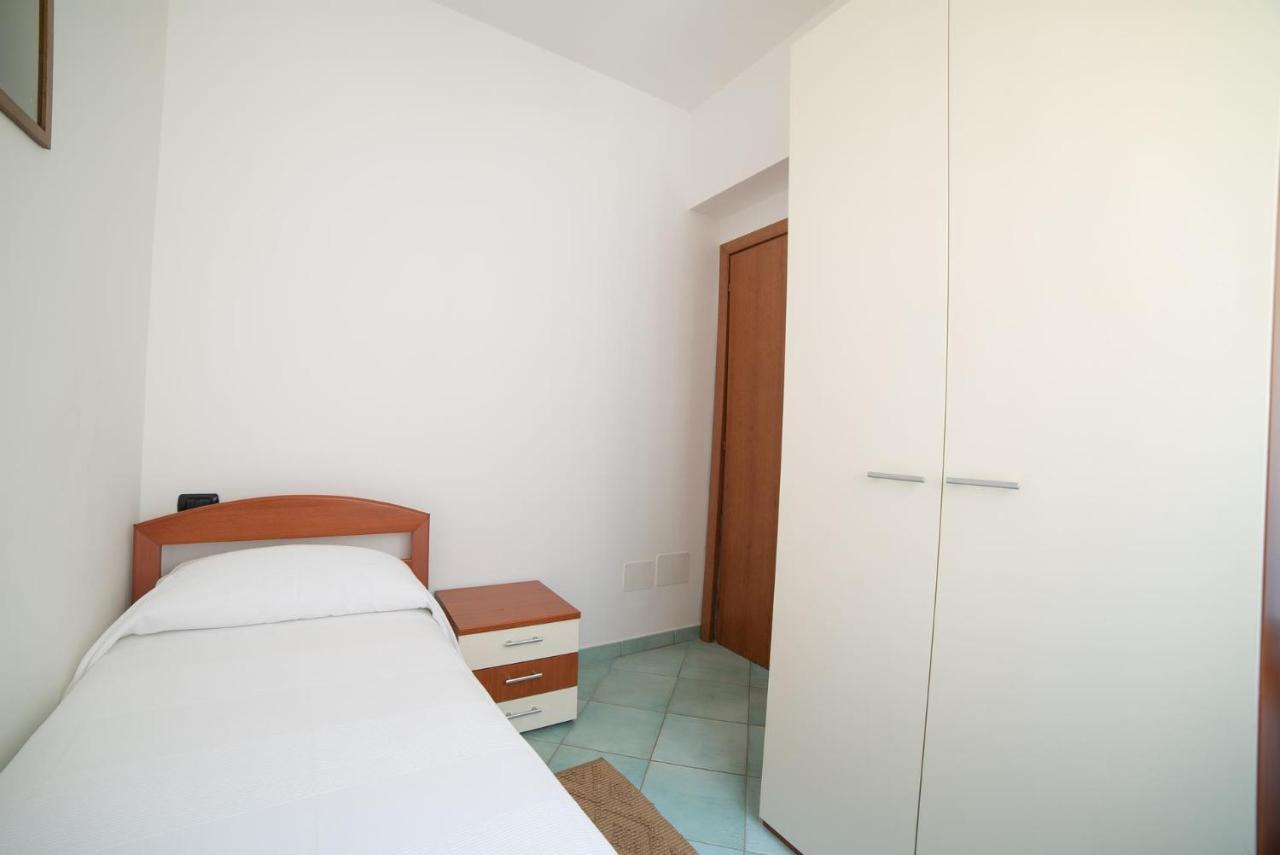 Olga'S Relais Aparthotel มัสซาลูเบรนเซ ภายนอก รูปภาพ