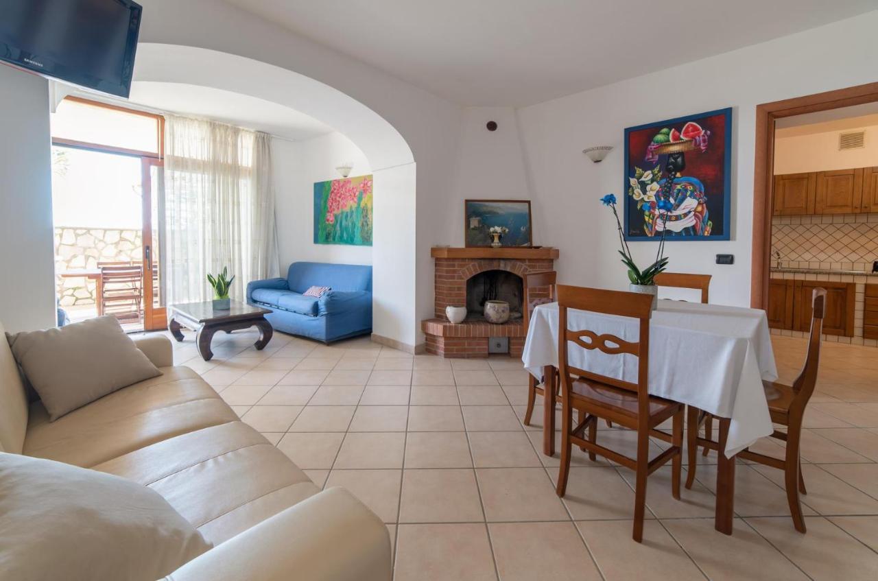 Olga'S Relais Aparthotel มัสซาลูเบรนเซ ภายนอก รูปภาพ