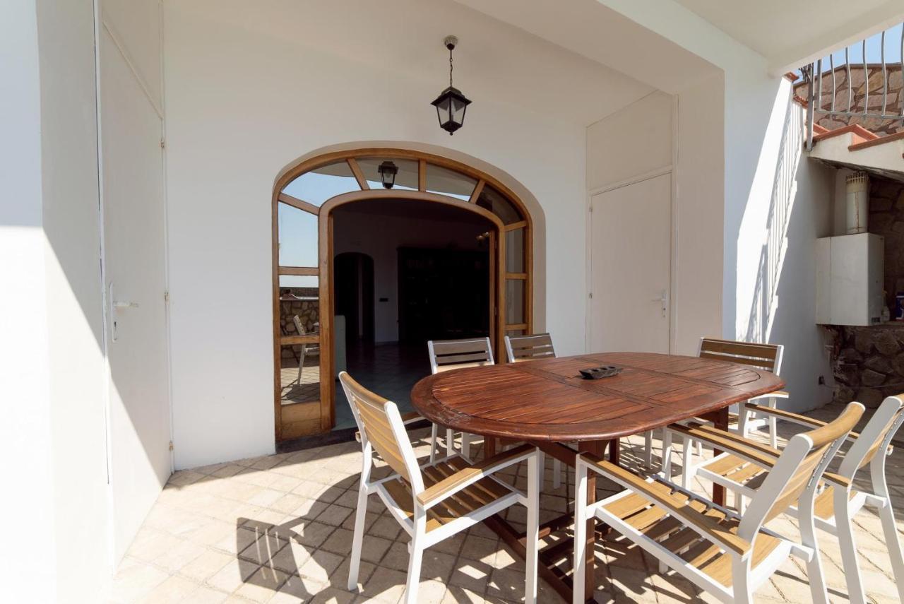 Olga'S Relais Aparthotel มัสซาลูเบรนเซ ภายนอก รูปภาพ